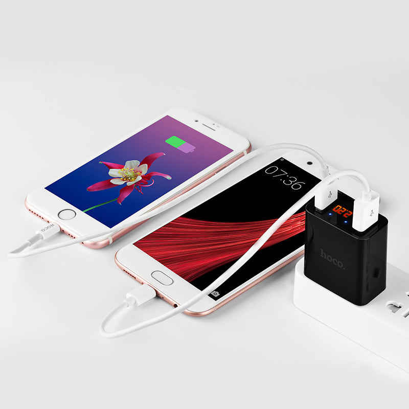 Wall charger “C25 Cool” US plug dual USB LED display