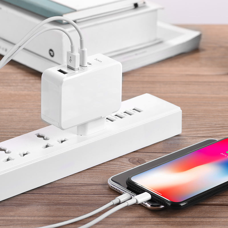 Wall charger “C32 Xpress PD” 2 USB / 1 Type C ports