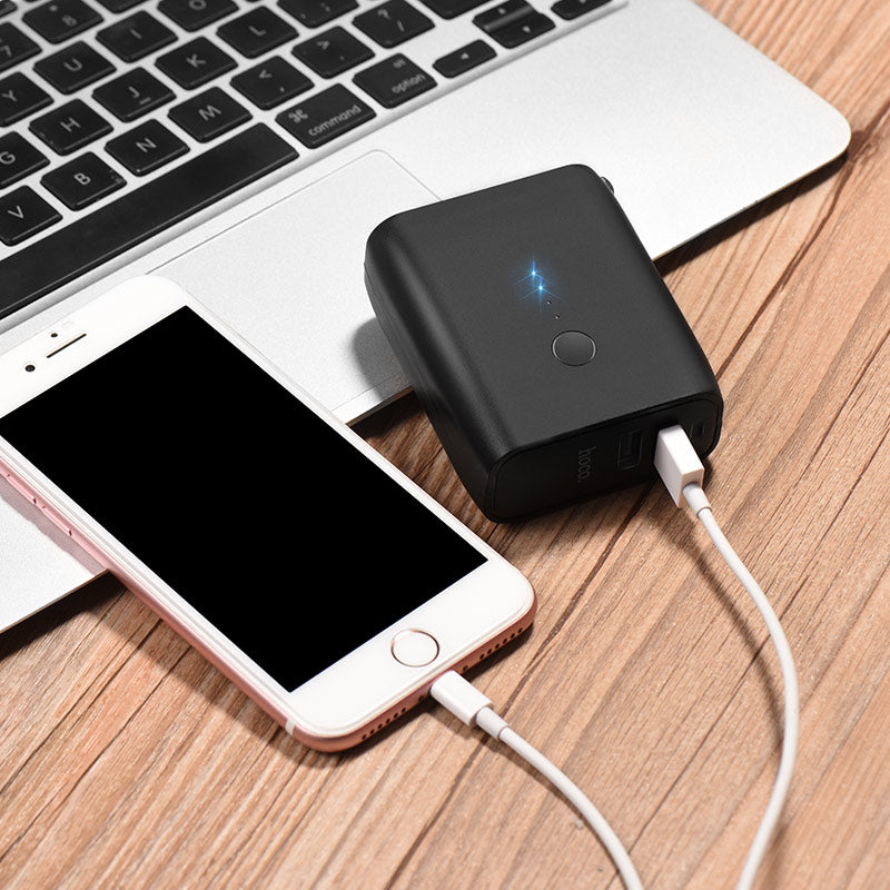 Wall charger “C36 Wellspring” dual USB built-in power bank 5000 mAh
