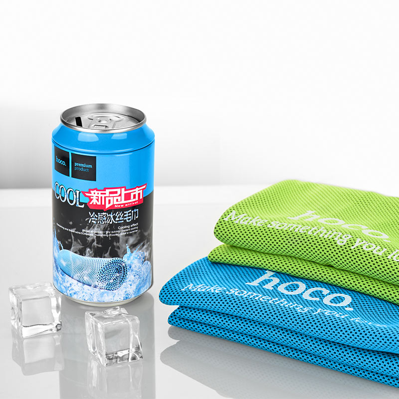 Cooling polyester towel for travel sport