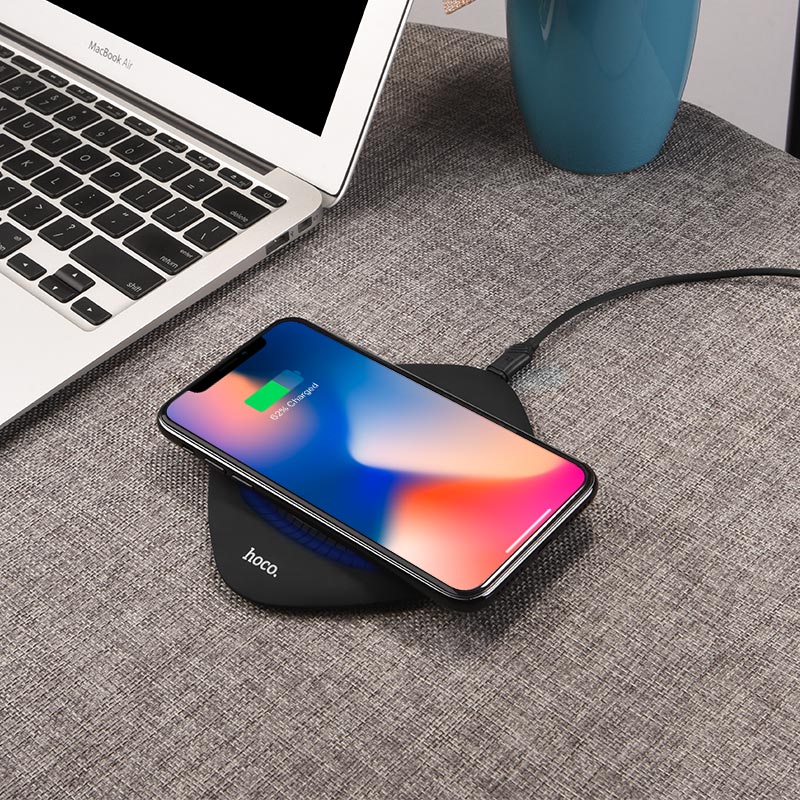 Wireless charger “CW10 Graceful” portable tabletop charging dock