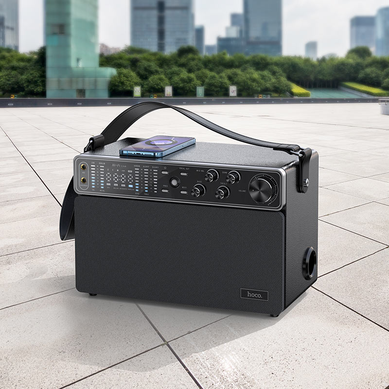Wireless speaker “BS50 Chanter” portable loudspeaker with two microphones