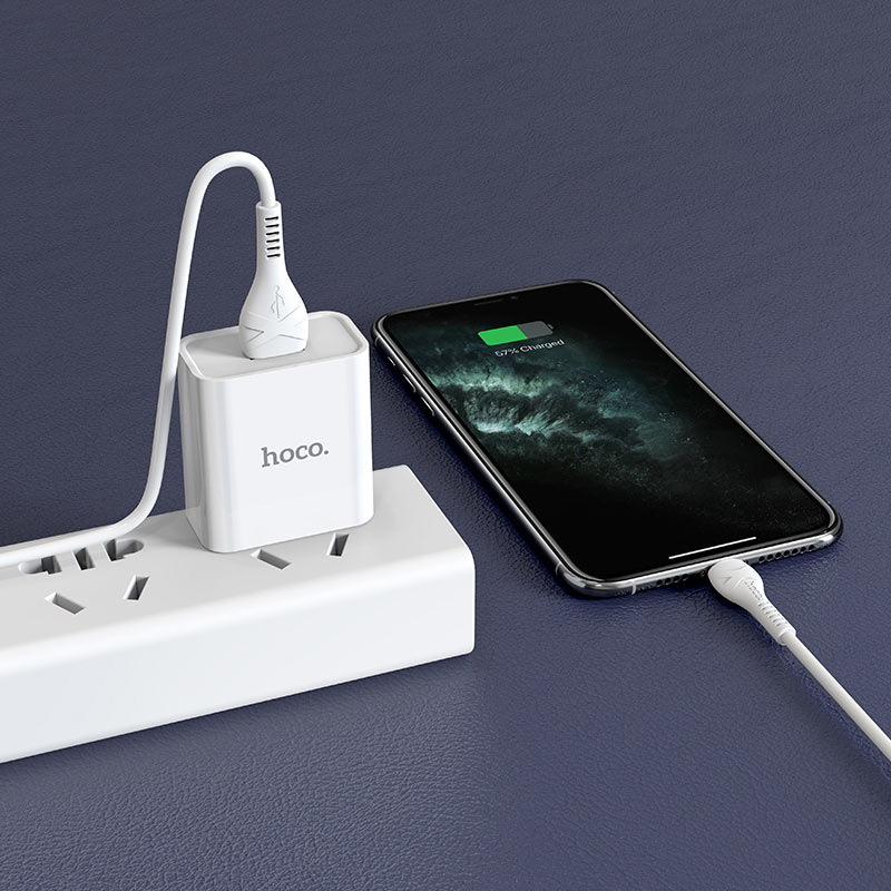 Wall charger “C81 Asombroso” US plug set with cable