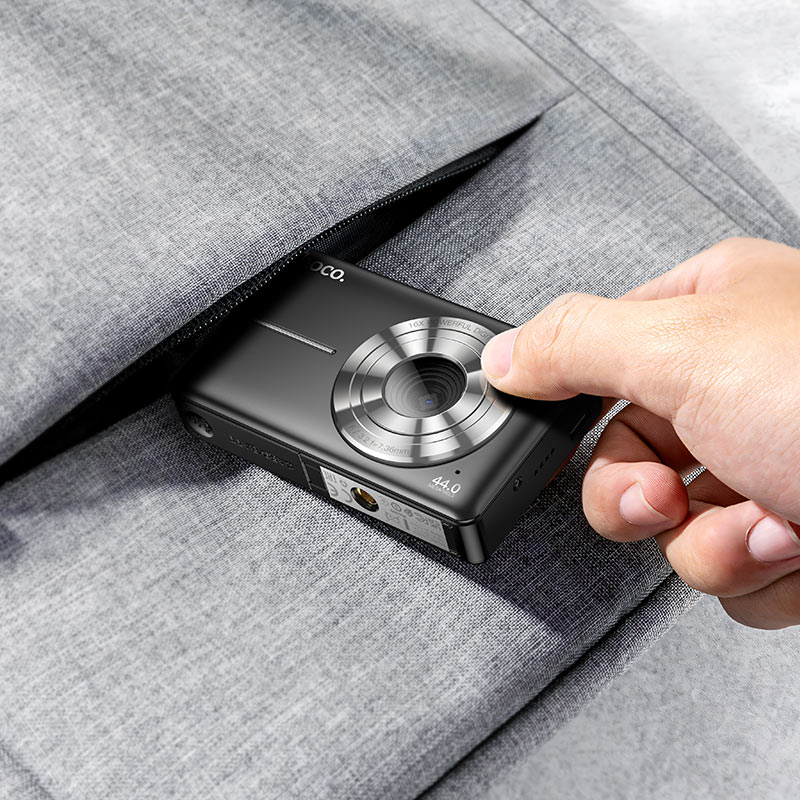 Digital camera “DV202”
