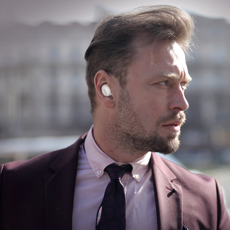 Wireless headset “E50 Wise mini” with charging case