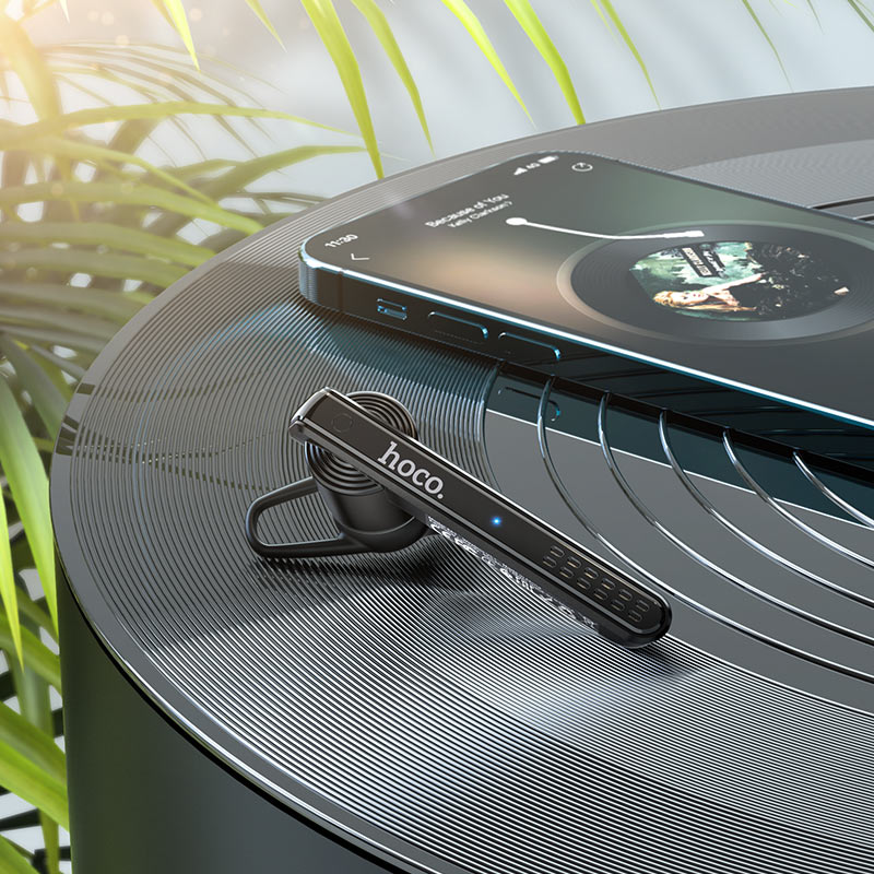 Wireless headset “E61 Gorgeous” with mic