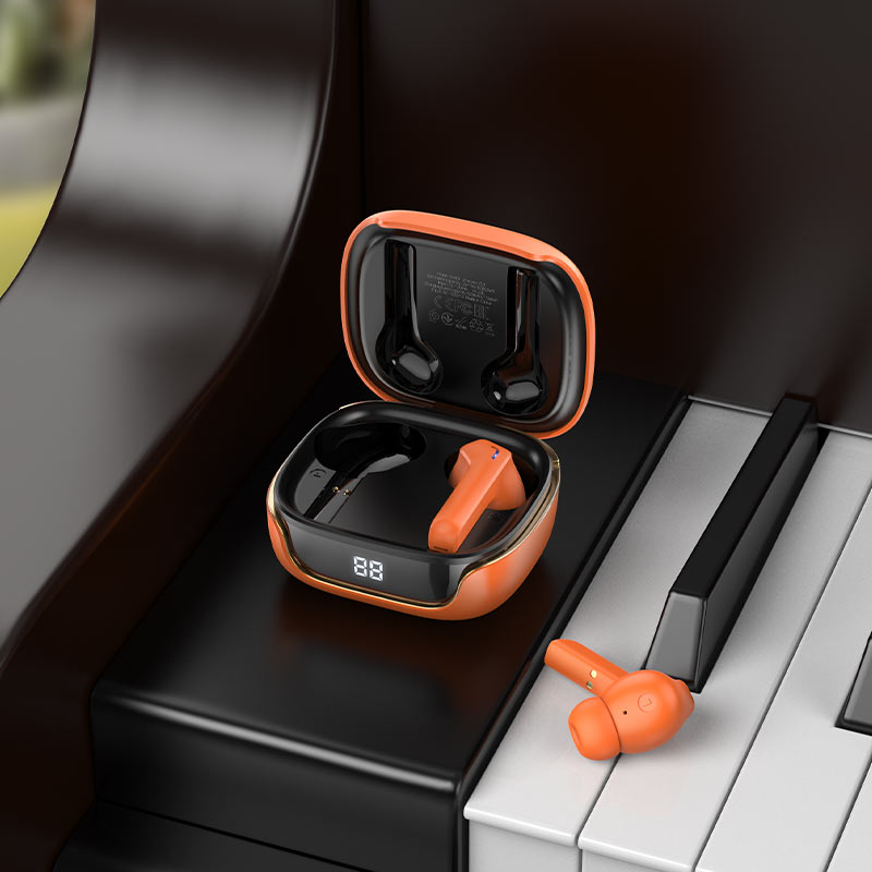 Wireless headset “EW18” TWS