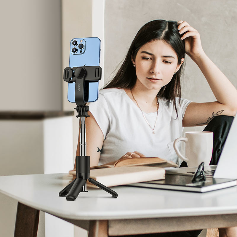 Tabletop holder “K17 Figure” for live broadcast