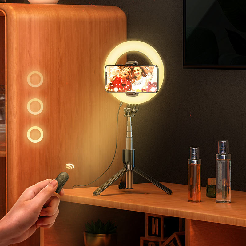 Tabletop holder “LV03 Showfull” for live broadcast