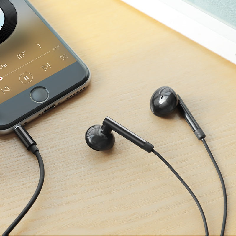 Wired earphones 3.5mm “M53 Exquisite sound” with microphone