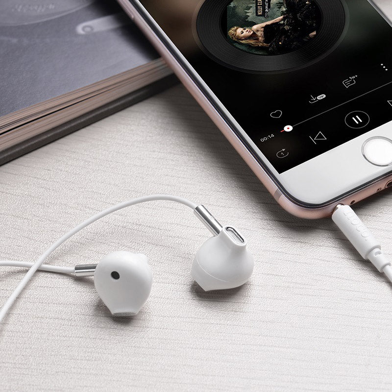 Wired earphones 3.5mm “M57 Sky sound” with microphone