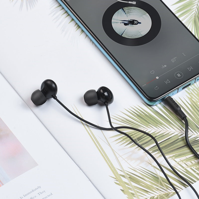 Wired earphones 3.5mm “M69 Expression” with mic (canned package)