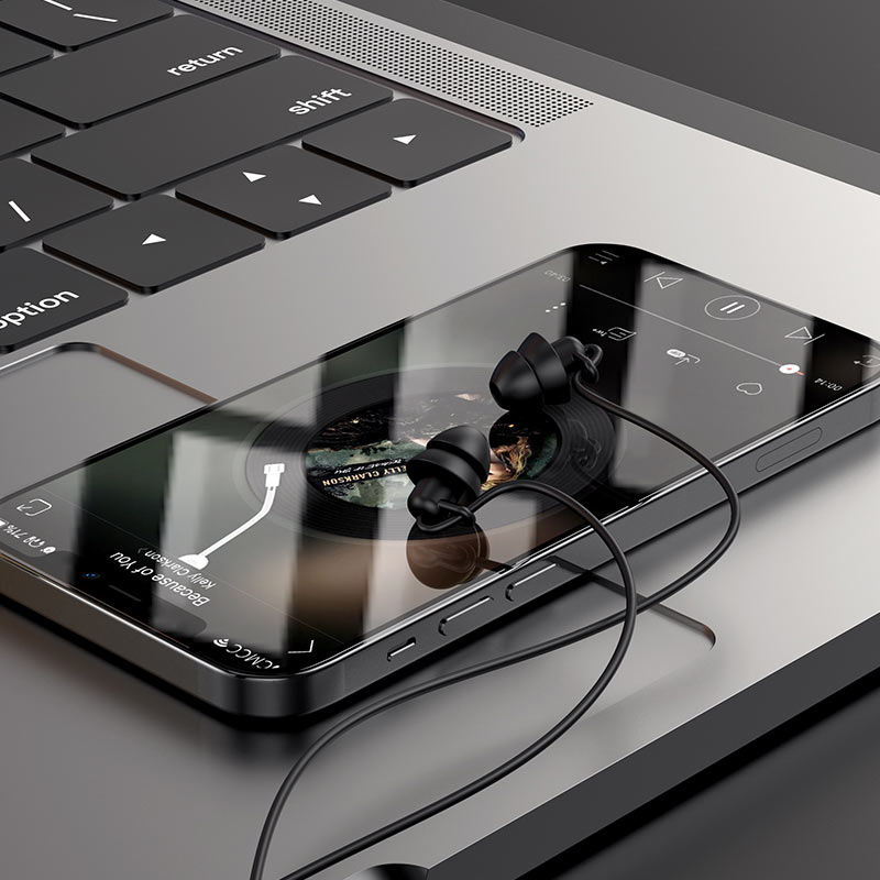 Wired earphones “M81 Imperceptible” with mic