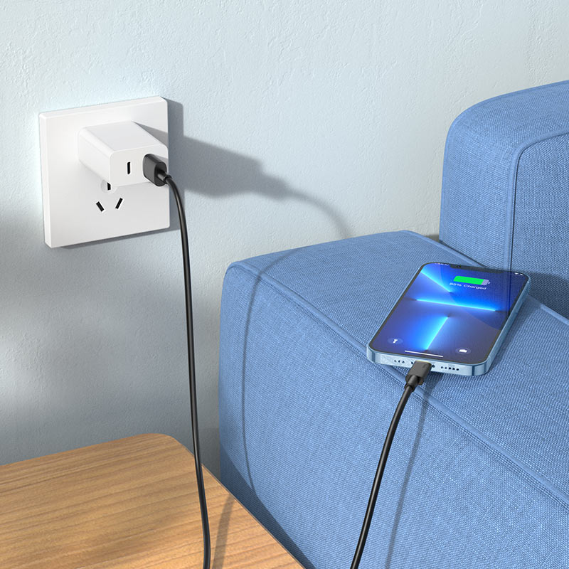 Cable USB to Lightning “U109” charging data sync