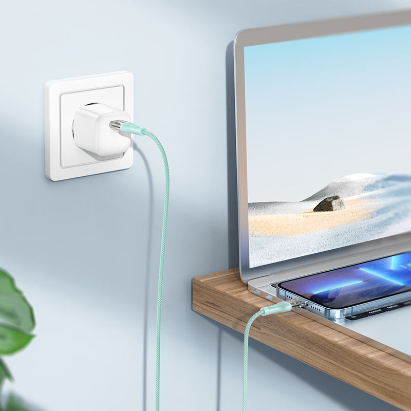 Cable Type-C to Lightning “U111 Transparent Discovery Edition” PD