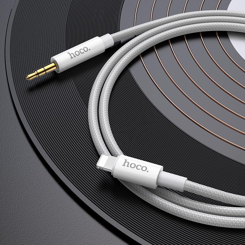 Cable Lightning male to 3.5mm male “UPA19” audio AUX