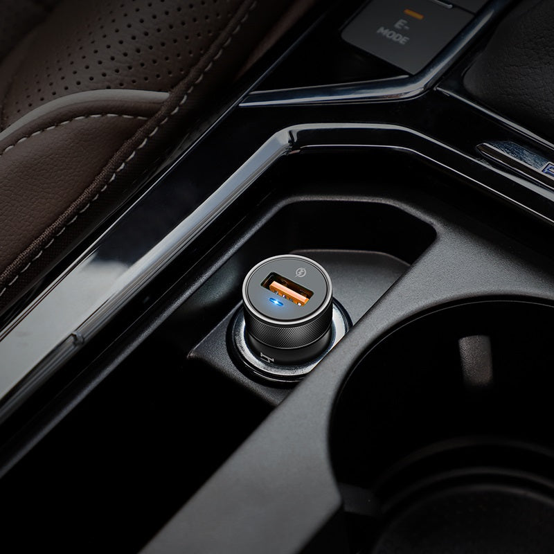 Car charger “Z32A Flash power” set with cable