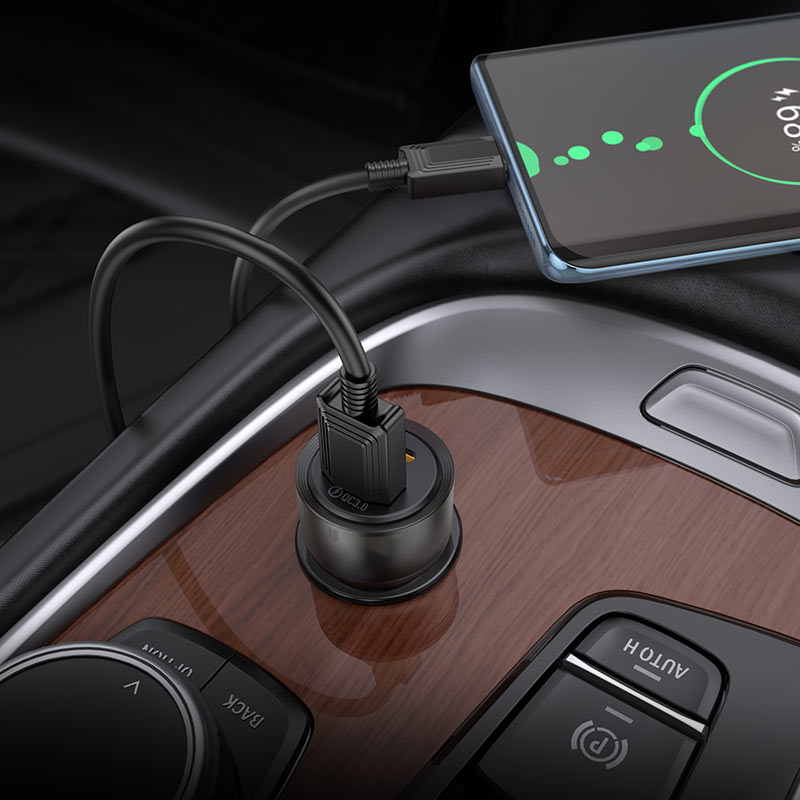 Car charger “Z52 Spacious” 38W cable set