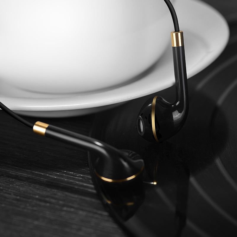 Wired earphones 3.5mm “M1 Original series” with microphone