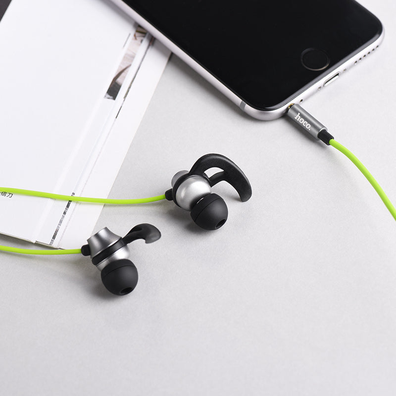 Wired earphones “M35 Sincere joy” with microphone