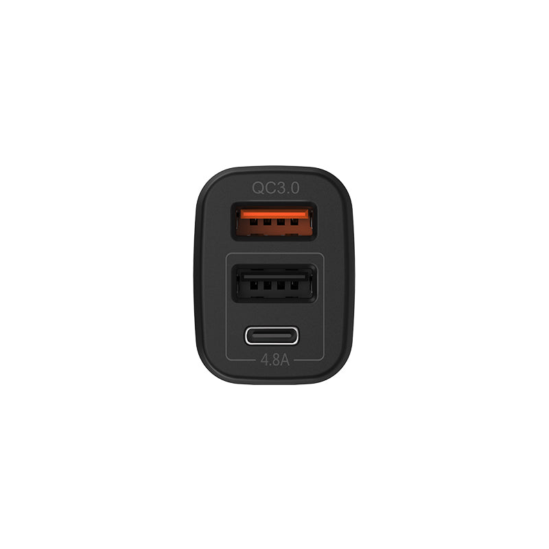 Car charger “Z15A Kuso” Type-C and dual USB outputs
